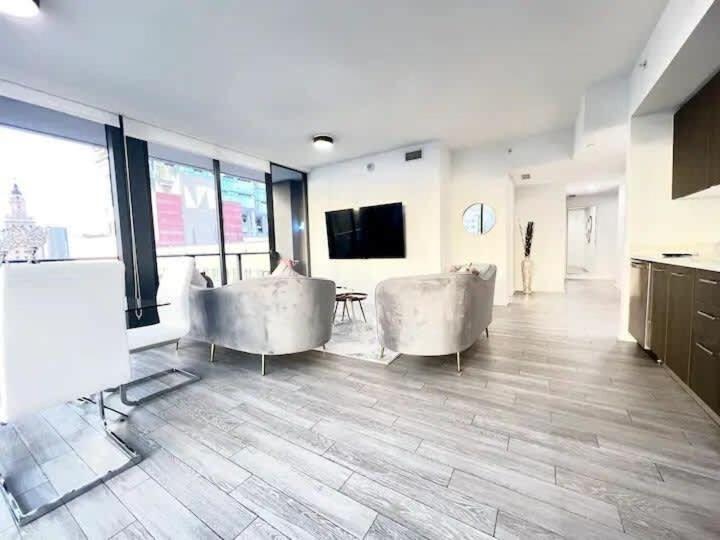 2Br, 2 Baths Lux Downtown Apt Heart Of Austin With Amazing Views, Pool, & Gym 外观 照片