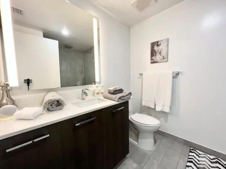 2Br, 2 Baths Lux Downtown Apt Heart Of Austin With Amazing Views, Pool, & Gym 外观 照片