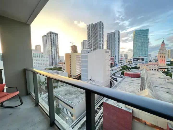 2Br, 2 Baths Lux Downtown Apt Heart Of Austin With Amazing Views, Pool, & Gym 外观 照片